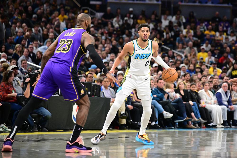 的下半场成 的下半场成