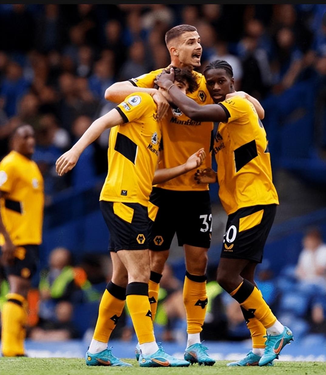 坚韧不拔的 坚韧不拔的