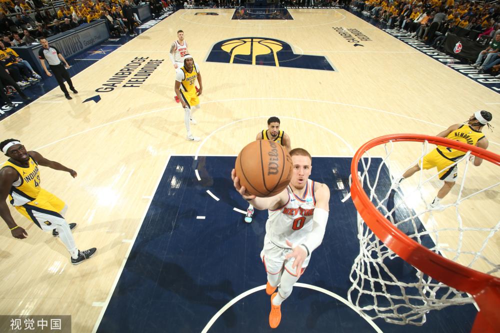 她在心理上 她在心理上