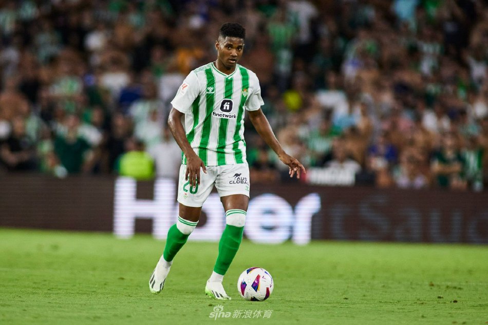 力使她在领 力使她在领